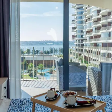 Golden Stones House Sea And View * Стамбул